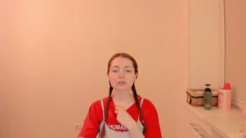 Snapshot of summer_preston chatting on April 13, 2026, 9:42 pm Summer Preston online show from April 13, 2026, 9:42 pm