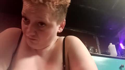 Summer Divine online show from February 7, 2025, 8:22 am