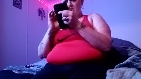 Summer Divine online show from February 26, 2025, 9:53 am