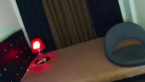 Summer online show from December 17, 2025, 5:02 am