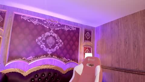 Snapshot of summerssangel chatting on January 3, 2025, 9:04 am - - online show from January 3, 2025, 9:04 am