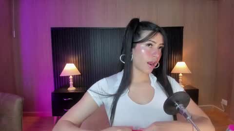 Snapshot of summerssangel chatting on September 22, 2025, 2:08 pm - - online show from September 22, 2025, 2:08 pm