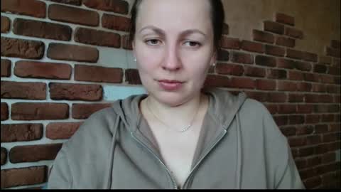 Snapshot of sun__shadow chatting on April 3, 2026, 12:58 pm sun__shadow online show from April 3, 2026, 12:58 pm