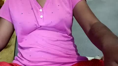Snapshot of sunali_jain03 chatting on July 28, 2026, 2:51 am sunali_jain03 online show from July 28, 2026, 2:51 am