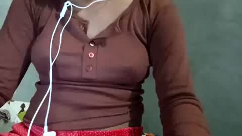 Snapshot of sunali_jain03 chatting on July 28, 2026, 12:48 pm sunali_jain03 online show from July 28, 2026, 12:48 pm