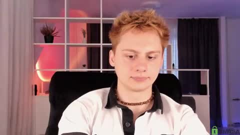 Snapshot of sunburn_boy chatting on June 23, 2026, 5:11 pm Emilio online show from June 23, 2026, 5:11 pm
