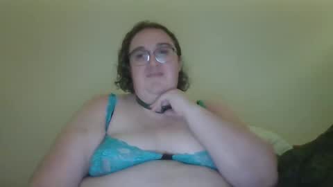 Snapshot of suncat420 chatting on April 6, 2026, 7:20 am suncat420 online show from April 6, 2026, 7:20 am