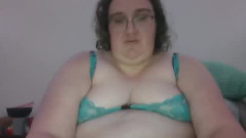 Snapshot of suncat420 chatting on May 9, 2026, 5:34 am suncat420 online show from May 9, 2026, 5:34 am