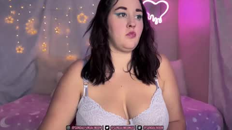 sundaemoon online show from September 17, 2025, 2:57 am