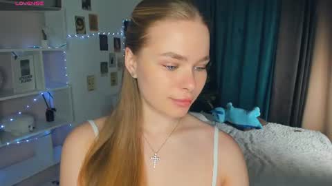 Jenny online show from June 26, 2026, 7:13 am