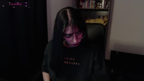  violetta  online show from April 28, 2026, 12:09 am