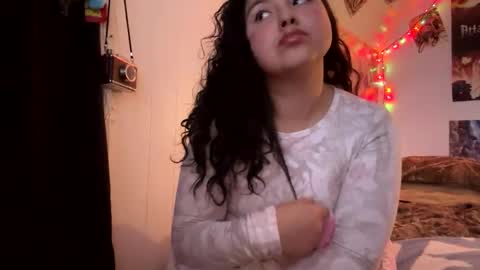 Snapshot of sunflowerxo chatting on October 20, 2025, 5:41 am Sofie online show from October 20, 2025, 5:41 am