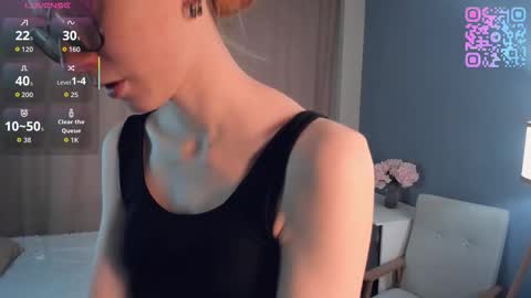 Kiki online show from March 20, 2026, 1:21 am