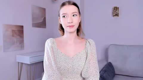 Snapshot of sunnmoonn chatting on February 25, 2025, 11:52 am Lily online show from February 25, 2025, 11:52 am