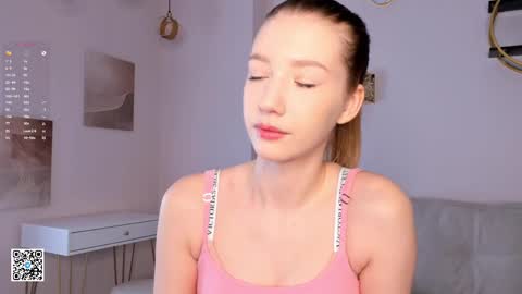 Snapshot of sunnmoonn chatting on March 3, 2025, 11:22 am Lily online show from March 3, 2025, 11:22 am