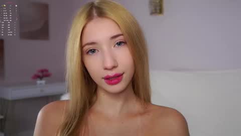 Snapshot of sunnmoonn chatting on November 27, 2025, 2:41 pm Lily online show from November 27, 2025, 2:41 pm