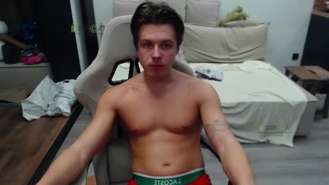 Snapshot of sunny1girl chatting on November 9, 2025, 7:45 pm Alice and Sergey online show from November 9, 2025, 7:45 pm