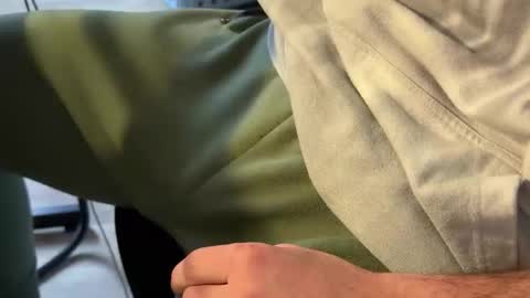 sunny4days online show from December 16, 2025, 7:30 pm