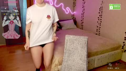 Snapshot of sunny_mood chatting on February 10, 2025, 7:15 am sunny mood online show from February 10, 2025, 7:15 am