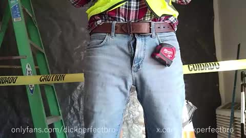 sunny valentine online show from October 31, 2025, 1:34 pm