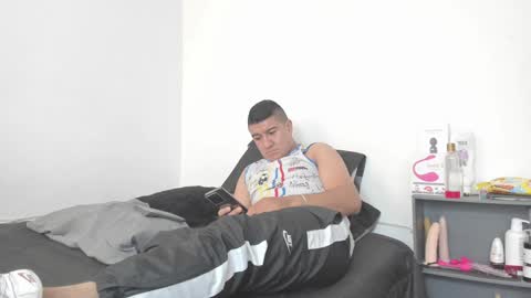 Snapshot of sunnyandevan chatting on December 4, 2024, 5:22 pm Christian Vanessa online show from December 4, 2024, 5:22 pm