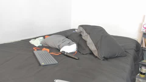 Snapshot of sunnyandevan chatting on December 16, 2024, 7:21 pm Christian Vanessa online show from December 16, 2024, 7:21 pm