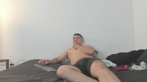 Snapshot of sunnyandevan chatting on January 19, 2025, 9:55 pm Christian Vanessa online show from January 19, 2025, 9:55 pm