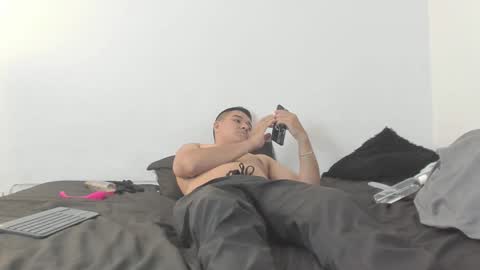 Snapshot of sunnyandevan chatting on January 31, 2025, 10:42 pm Christian Vanessa online show from January 31, 2025, 10:42 pm