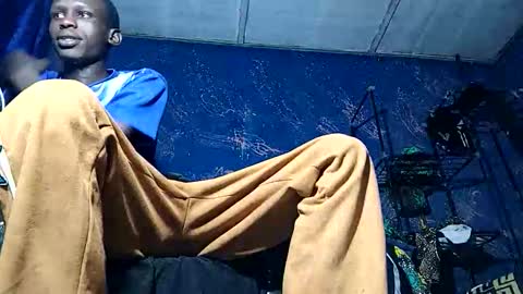 Snapshot of sunnyjohn447 chatting on February 22, 2026, 7:29 am Sunnyblack2 online show from February 22, 2026, 7:29 am