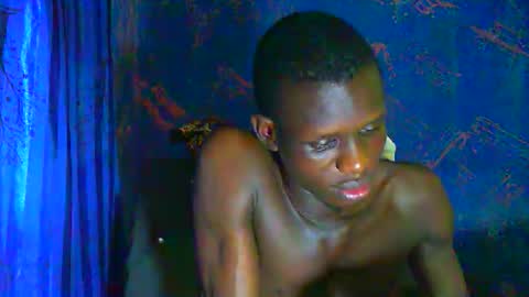 Snapshot of sunnyjohn447 chatting on May 3, 2026, 7:03 am Sunnyblack2 online show from May 3, 2026, 7:03 am