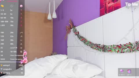 Snapshot of sunnypage chatting on February 3, 2025, 3:06 pm online show from February 3, 2025, 3:06 pm