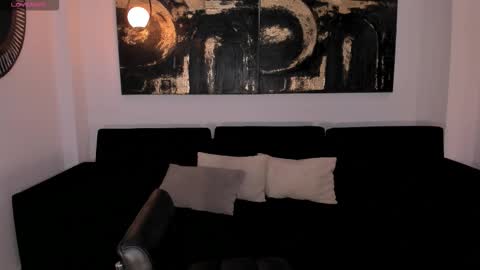 Sunny Rivers online show from January 8, 2026, 6:21 pm