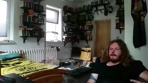 Snapshot of sunr1sa chatting on October 7, 2025, 3:42 pm sunr1sa online show from October 7, 2025, 3:42 pm