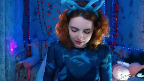 Sunriri online show from April 18, 2026, 7:07 pm