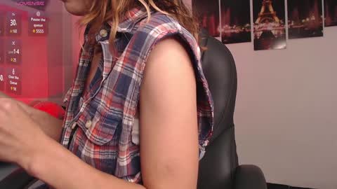 Snapshot of sunshine_gh1 chatting on January 15, 2025, 12:36 pm Sunshine online show from January 15, 2025, 12:36 pm