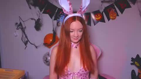 SunShuneXxX online show from October 30, 2025, 5:02 pm