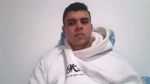 Snapshot of sunxmoonx chatting on December 14, 2025, 6:56 pm sunxmoonx online show from December 14, 2025, 6:56 pm