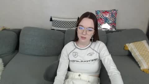 Snapshot of sunylily chatting on April 23, 2026, 6:36 am Lilith online show from April 23, 2026, 6:36 am
