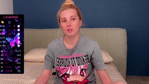 Snapshot of super_peach_stream chatting on December 5, 2024, 11:27 am ANNApvt open full info in bio online show from December 5, 2024, 11:27 am