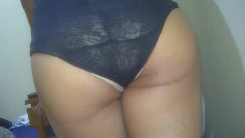 Snapshot of superboy977 chatting on February 22, 2026, 4:02 am superboy977 online show from February 22, 2026, 4:02 am