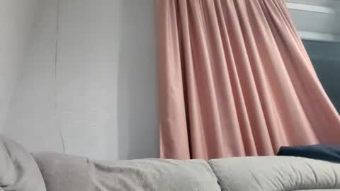 Snapshot of supereasyx chatting on December 25, 2024, 4:22 pm Annie online show from December 25, 2024, 4:22 pm