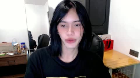 Snapshot of superhotbabe1 chatting on February 28, 2025, 5:04 am Erica Help me to reach my goal Superhotbabe1 online show from February 28, 2025, 5:04 am