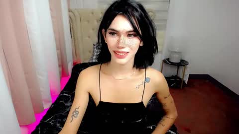 Snapshot of superhotbabe1 chatting on March 3, 2025, 12:16 pm Erica Help me to reach my goal Superhotbabe1 online show from March 3, 2025, 12:16 pm