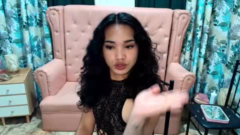 superlatinawild4ux online show from January 7, 2026, 1:24 pm