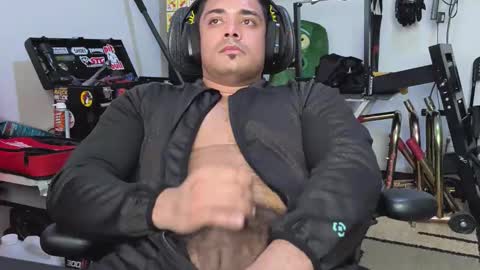 Snapshot of supertoaster69 chatting on February 5, 2026, 4:00 pm supertoaster69 online show from February 5, 2026, 4:00 pm