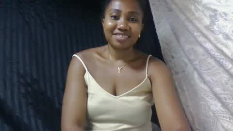 Snapshot of surbelle chatting on January 11, 2026, 5:51 pm surbelle online show from January 11, 2026, 5:51 pm