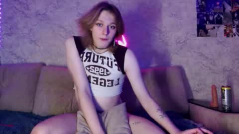 Snapshot of susan228 chatting on December 13, 2024, 1:15 am Vladiva online show from December 13, 2024, 1:15 am