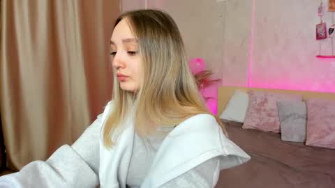 Annie online show from February 18, 2025, 12:59 am