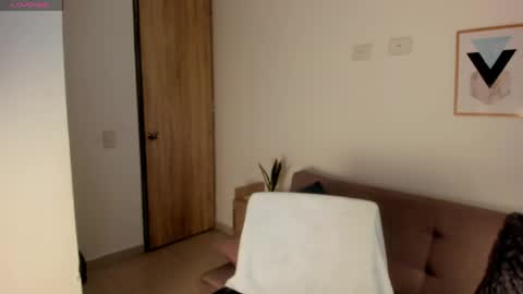Snapshot of susan_arango chatting on May 16, 2026, 12:18 am susan love online show from May 16, 2026, 12:18 am
