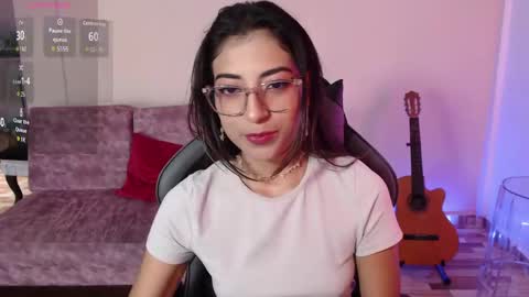 Snapshot of susanahendrix chatting on April 16, 2026, 6:19 pm Susana hendrix online show from April 16, 2026, 6:19 pm